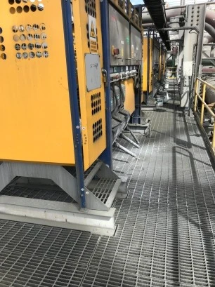 ESTRUCTURA ANTIVIBRATORIA PARA ANALIZADOR